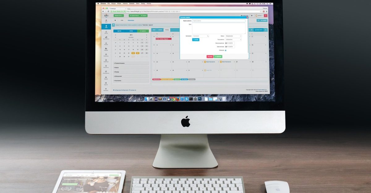 Apple, imac, ipad — Networking Opportunities in Karaoke Part-Time Jobs